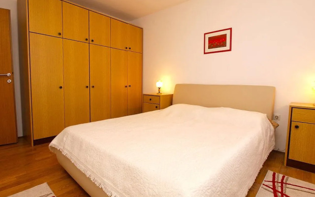 Apartment Mirjana 734