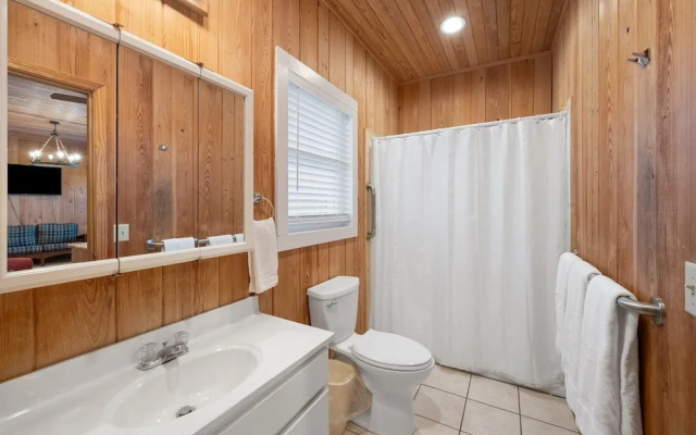 Laughin Place I 1 Bedroom Home by Peace Vacations