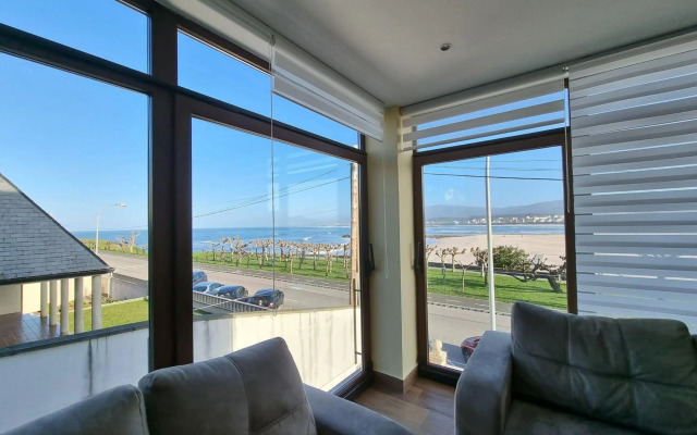 Vivienda de 4 dormitorios con vistas al mar