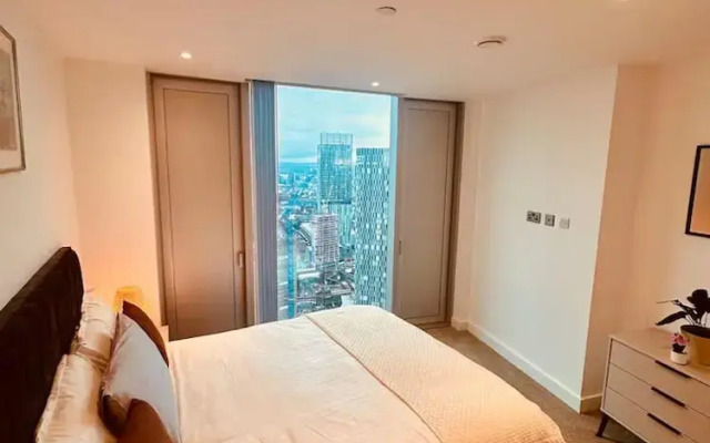 2br-sleeps4-parking-central-cityview