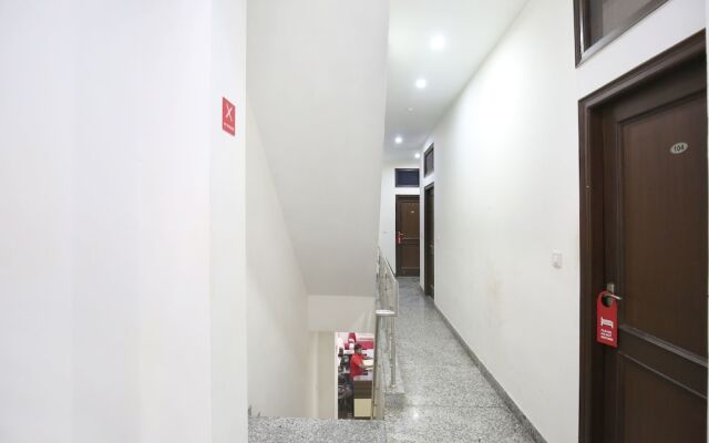 OYO 8959 New DK Palace