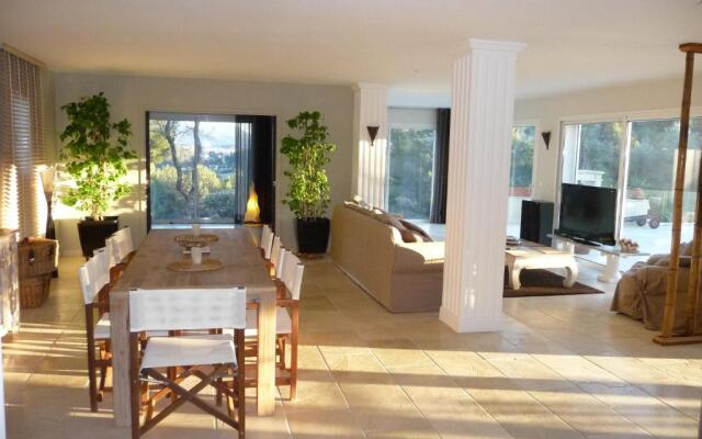 Villa avec piscine chauffée