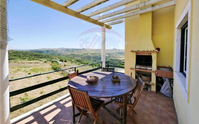 Villa With 3 Bedrooms in Igreja Nova, With Wonderful Mountain View, Pr