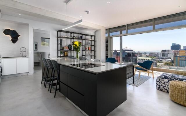 Luxury City View Retreat