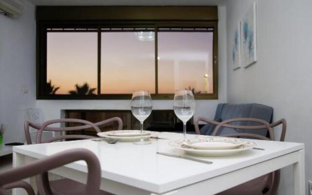 Gk Apartment Ben Gurion St.