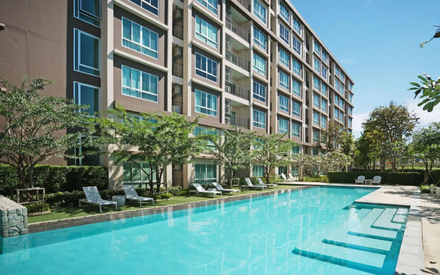 Baan Peang Ploen By Favstay