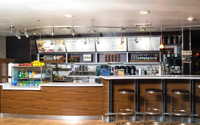 Courtyard by Marriott Kingston