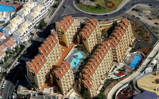 Playaolid Suites and Apartments