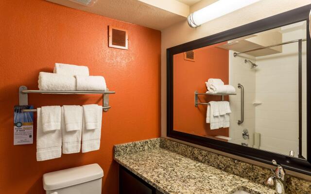 Comfort Inn & Suites Nashville Downtown – Stadium