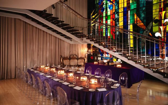 Sanderson London