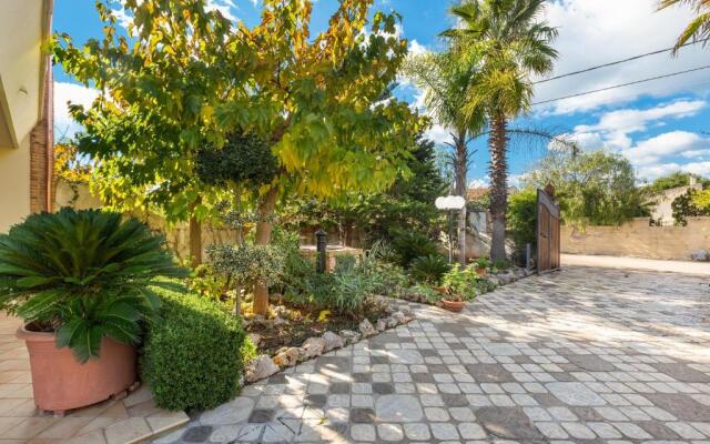 Villa Rosy by BarbarHouse