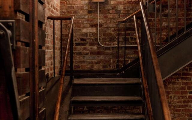 The Foundry Hotel Asheville, Curio Collection by Hilton