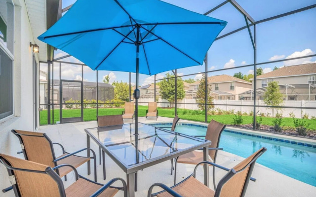 6BR Luxury Home - Private Pool Games Room