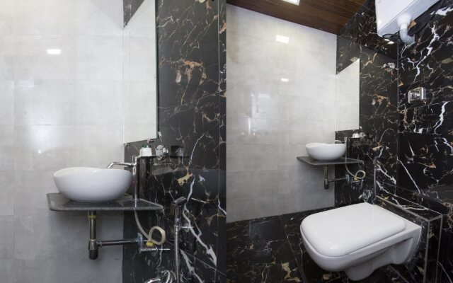Hotel Blue Sapphire Residency By OYO Rooms