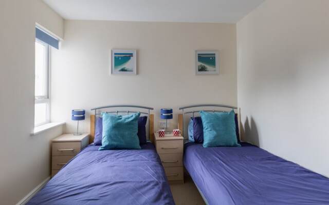 Blue Waters 8, Bournemouth