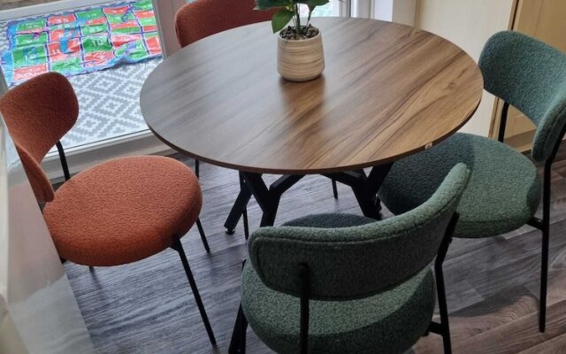 Captivating 3-bed House in Strood, Rochester Kent