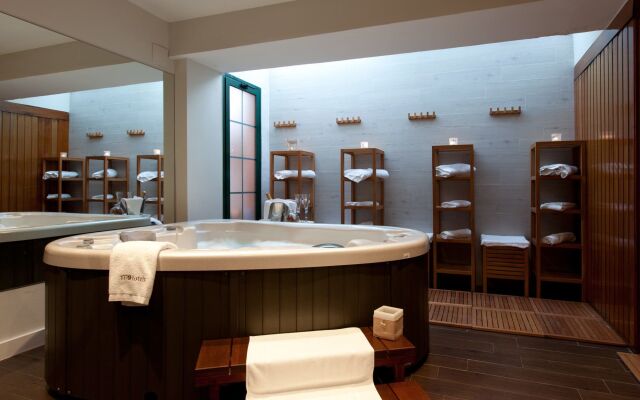 Hotel Les Rotes