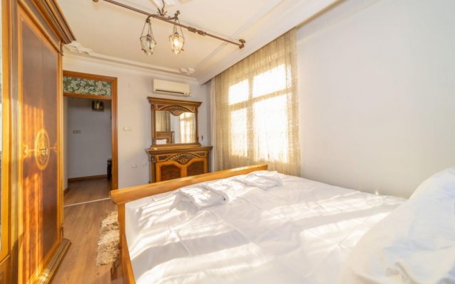 Lovely Flat With Sea View Near Beach in Muratpasa