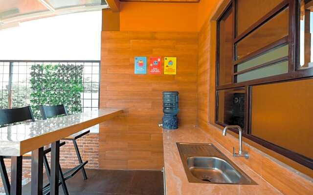 OYO Life 3273 Kanaan Residence