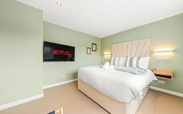 Modern 3Bed Home Next To Glasgow Airport