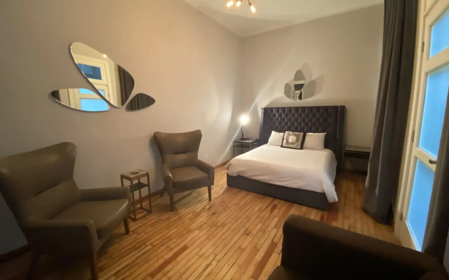 Suites Alcazar