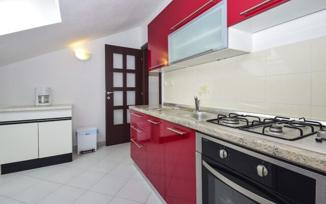 Apartments Komadina M73