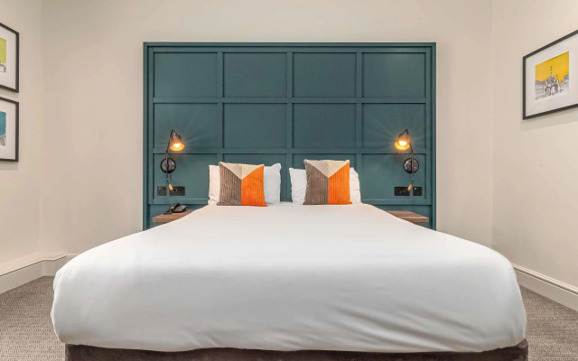 Mercure White Hart Hotel Salisbury and Apartments