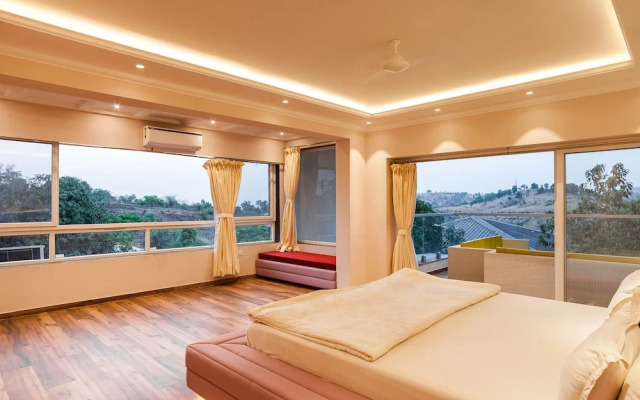 Red Door Villa by Shiloh Stays Igatpuri