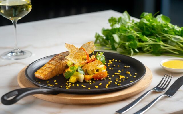 Blanc Smith Residence