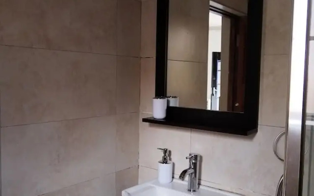 Charming Studio Oasis in Kensington, Johannesburg