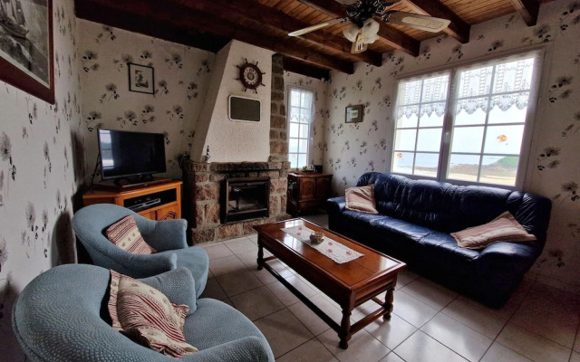 Holiday Home Locquirec With Stunning Sea View