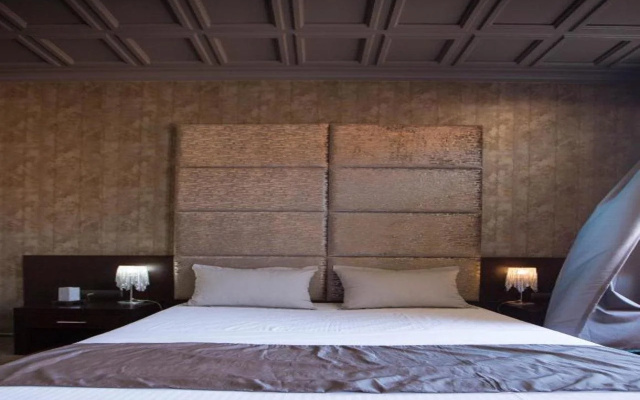 Aion Luxury Hotel