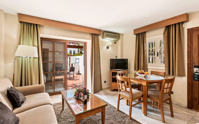 Macdonald Villacana Club Resort