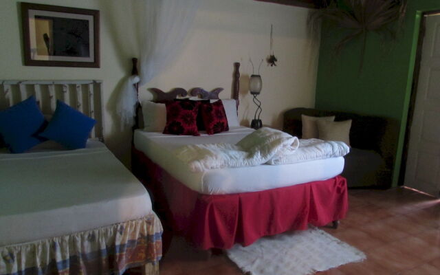 RafJam Bed & Breakfast