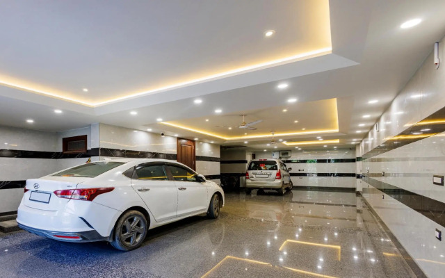 OYO Capitol O Mvm Residency