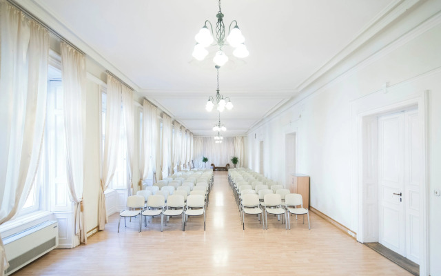 Harmonia Palace