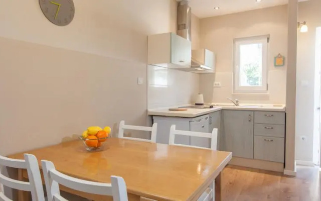 Apartments Meri Makarska