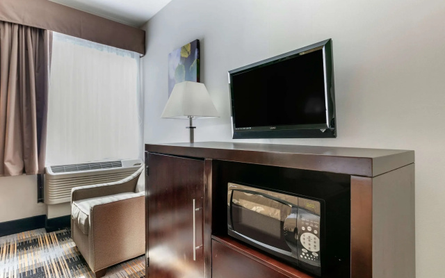 Quality Inn Cape Girardeau North