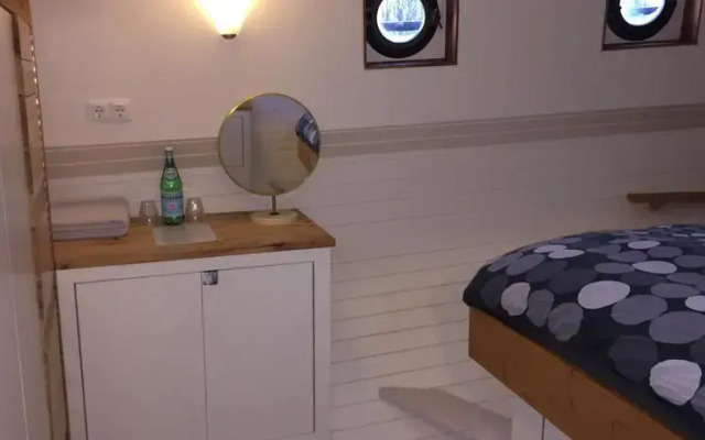 Houseboat Amstel