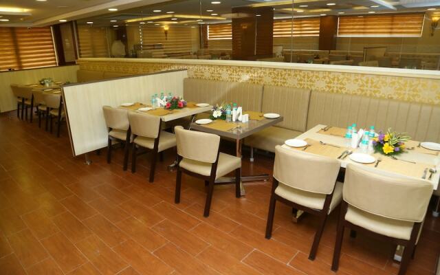 Raaj Bhaavan Clarks Inn Chennai