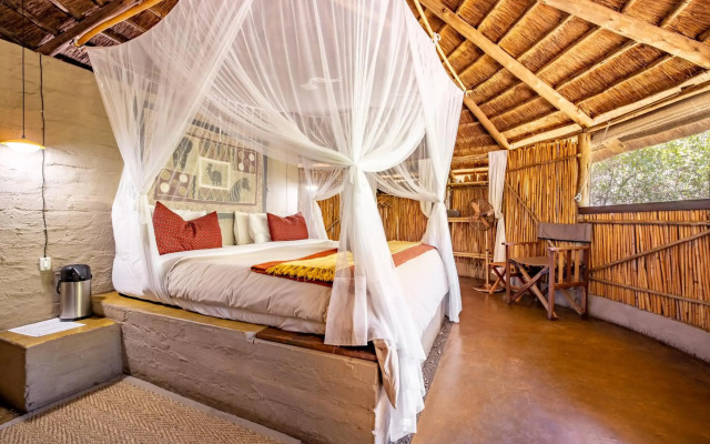 Umlani Bushcamp - Lodge