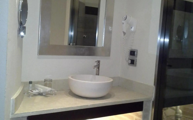 Vogue Hotel