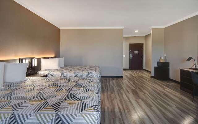 Motel 6 Fort Worth, TX – I-35 & I-20