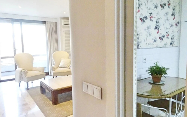 Casa Sánchez Pizjuan by Keywii