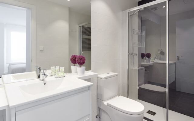 Gladys Attic Apartment by FeelFree Rentals