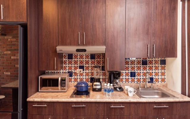 New, Modern Centro Monterrey 4SB, 1 Bathroom by Mty Living S1 704