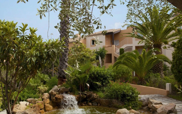 Attractive Apartment With Dishwasher, in Cozy Coastal Town