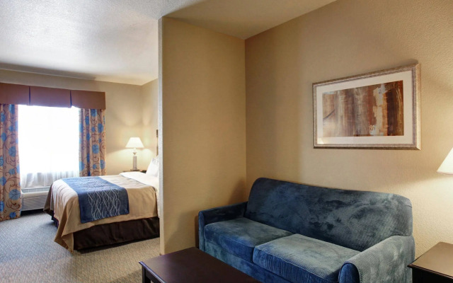 Spark by Hilton Selma