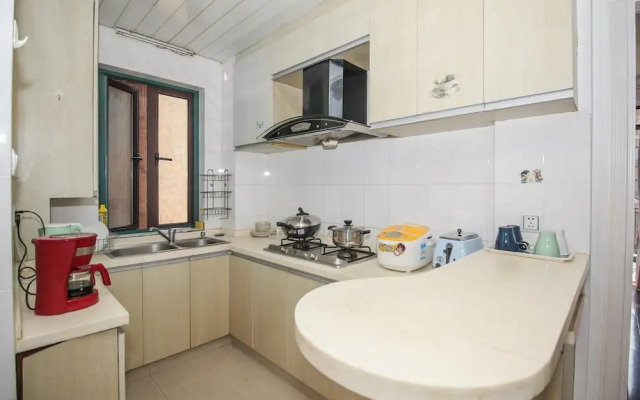 Ellies Apartment Biyun Branch