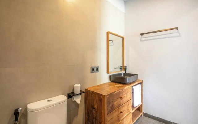 Luxurious 6BR Clifftop Villa, 5 Minutes to Bingin